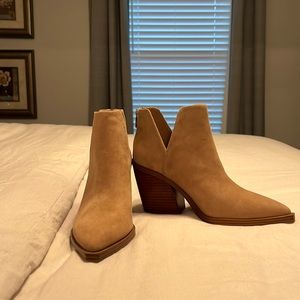 Vince Camuto Booties